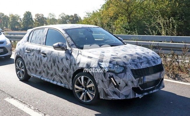 Peugeot 208 2019 - foto espía