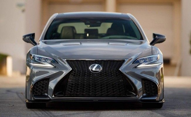 Lexus LS 500 F Sport - frontal