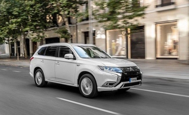 Mitsubishi Outlander PHEV 2019