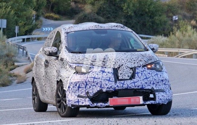 Renault Zoe 2020 - foto espía frontal