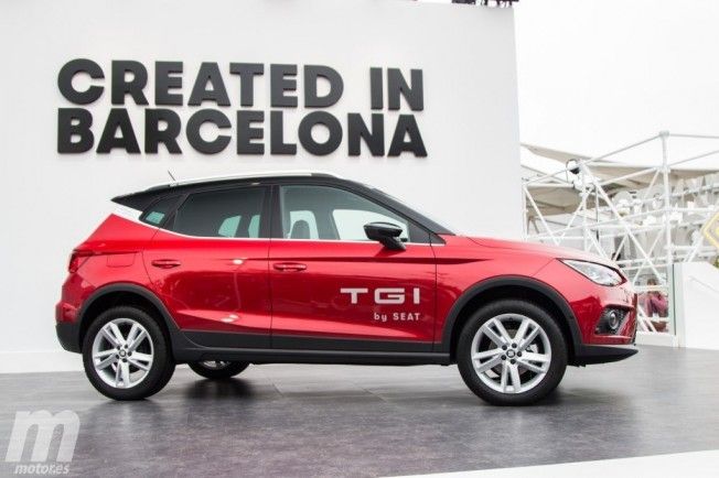 SEAT Arona TGI