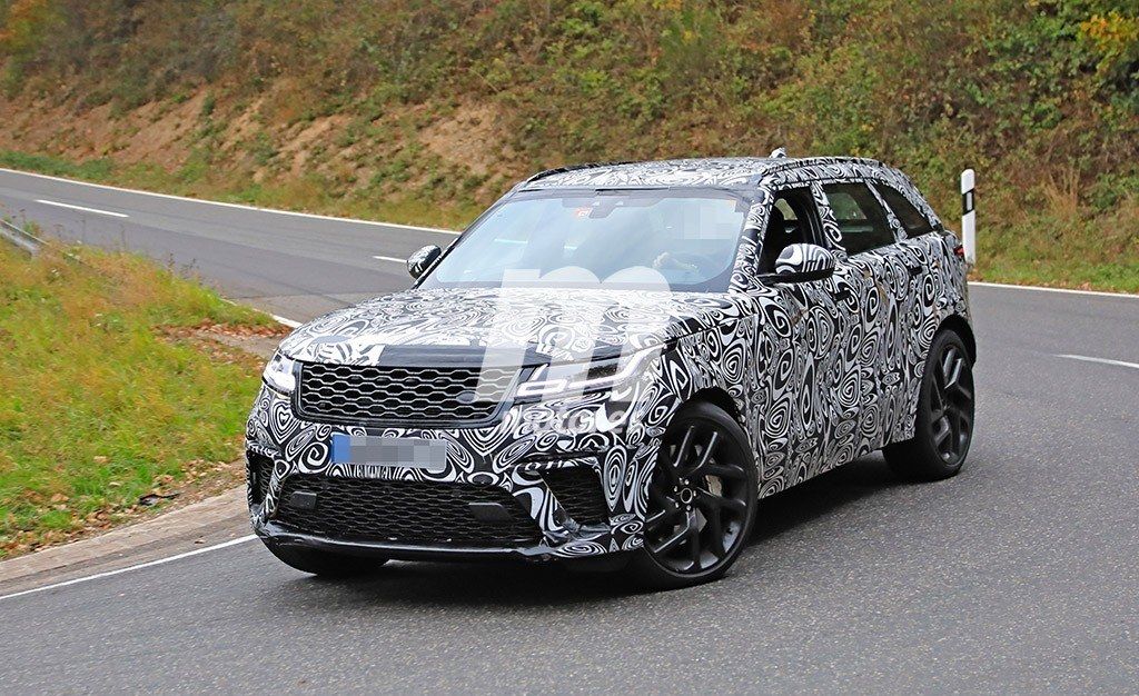 La esperada versión SVR del Range Rover Velar sigue perdiendo camuflaje