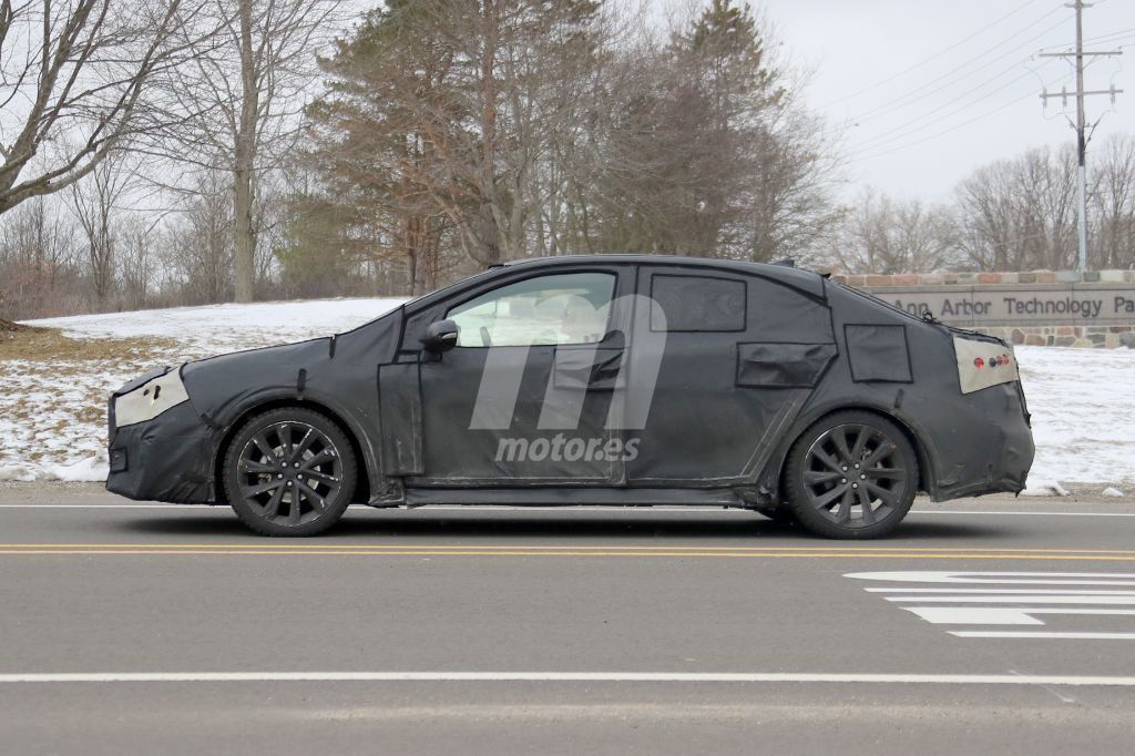 El nuevo Toyota Corolla sedán llegará a inicios de 2019