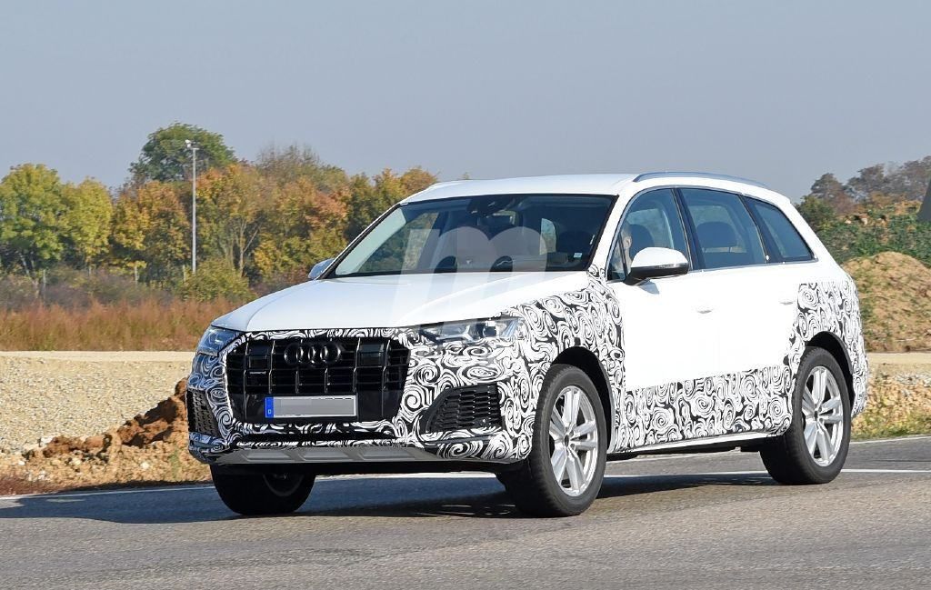 El nuevo Audi Q7 2019 facelift ya monta sus ópticas definitivas