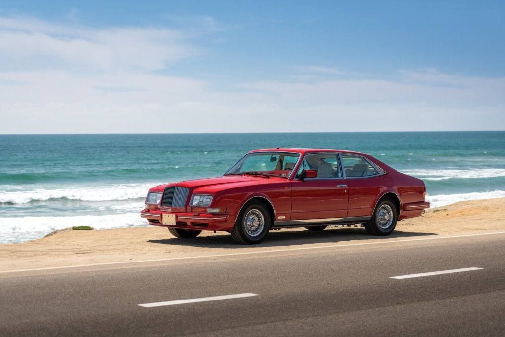 Uno de los escasos Bentley Turbo RL Empress II de Hooper a subasta