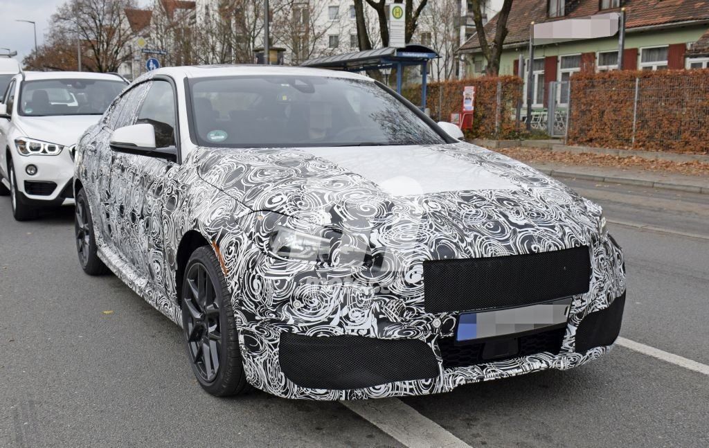 El nuevo BMW Serie 2 Gran Coupé pierde camuflaje dejando ver nuevos detalles