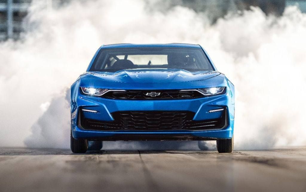 Así quema rueda el Chevrolet Camaro eCOPO eléctrico de 710 CV