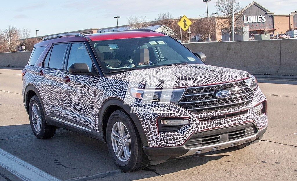 El nuevo Ford Explorer se desprende de gran parte de su camuflaje