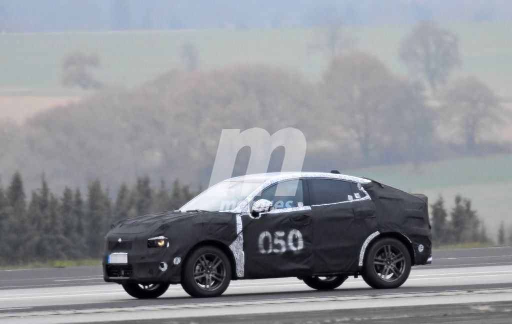 Lynk & Co 01 Coupe: las primeras fotos espía del SUV deportivo de la marca china