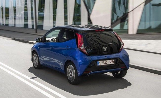 Toyota Aygo x-clusiv - posterior