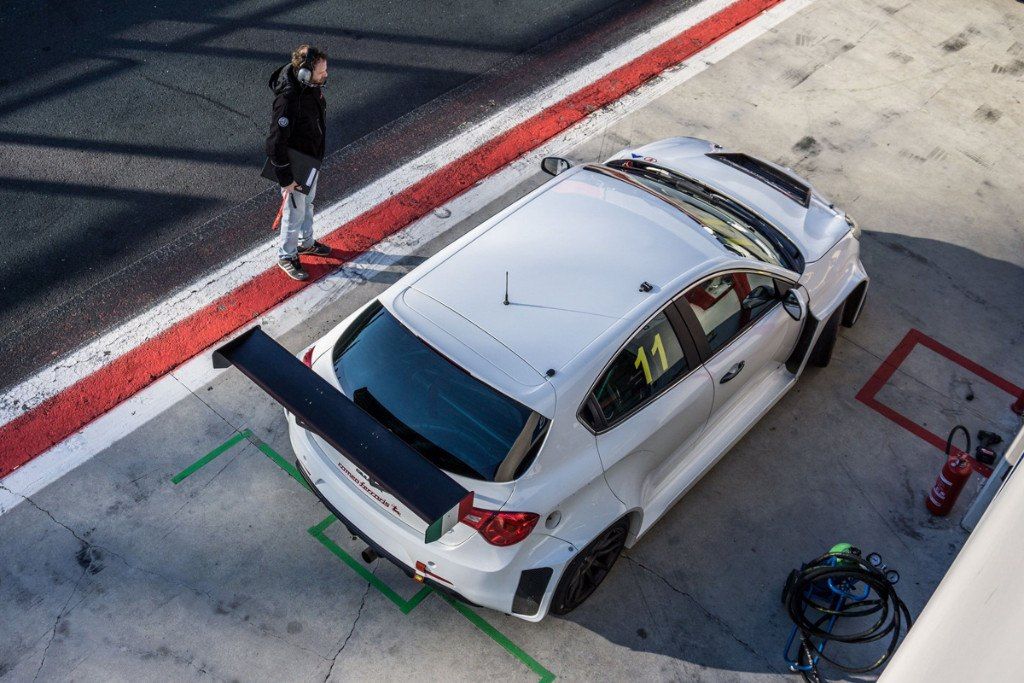 Ceccon, Coronel, Ma y Lester prueban el Giulietta TCR