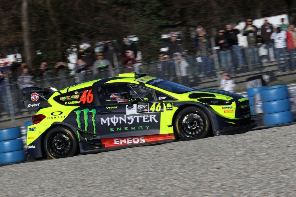 Valentino Rossi no encuentra rival en el Monza Rally Show