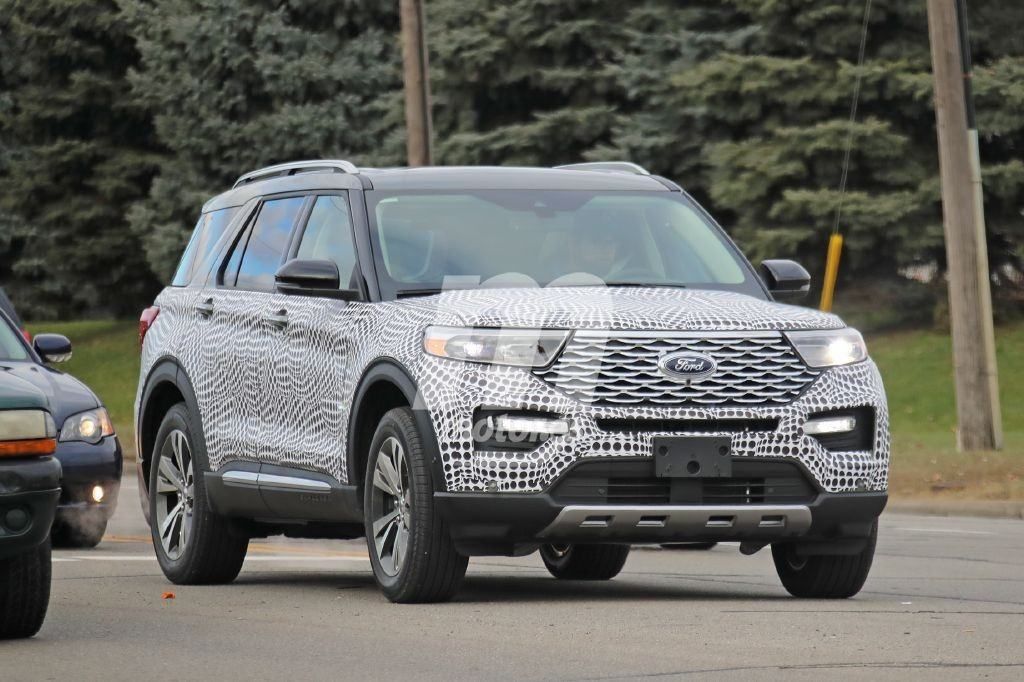 Nuevas fotos espía desvelan al nuevo Ford Explorer Platinum 2020