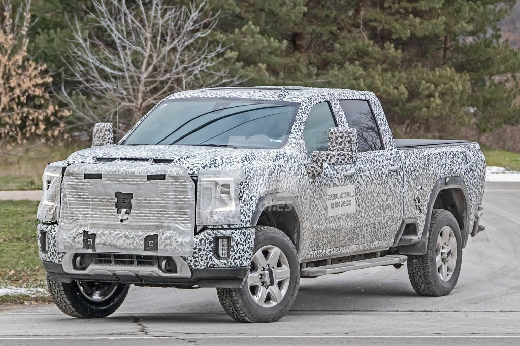 El GMC Sierra HD Denali 2020 pierde gran parte del camuflaje