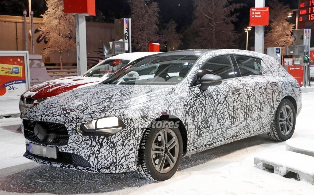 Descubrimos el interior del nuevo Mercedes CLA Shooting Brake durante sus pruebas