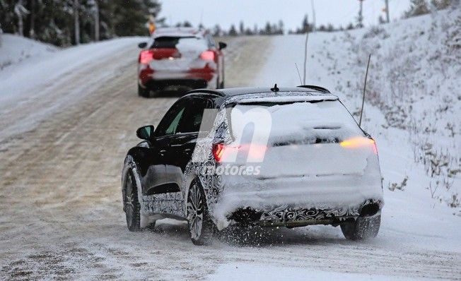 Audi RS Q3 2019 - foto espía posterior