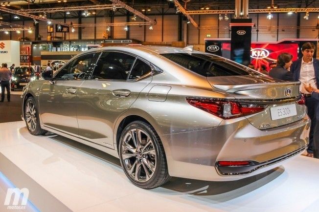 Lexus ES 300h