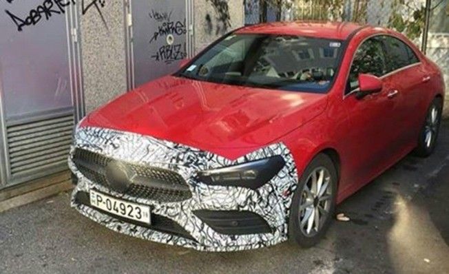 Mercedes CLA 2019 - foto espía