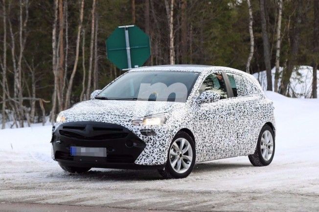 Opel Astra 2019 - foto espía