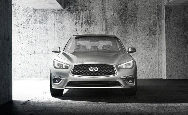 Infiniti Q50 Hybrid - frontal