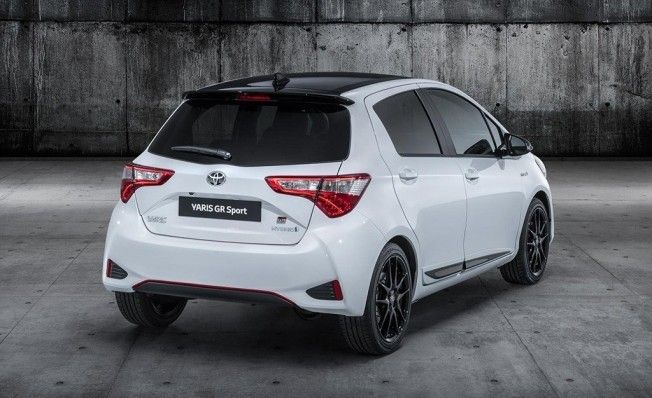 Toyota Yaris GR Sport - posterior