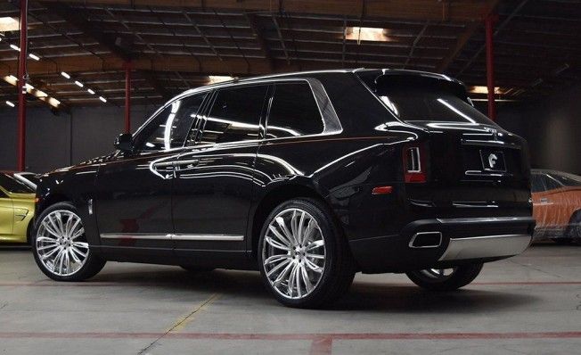 Rolls-Royce Cullinan con llantas Forgiato