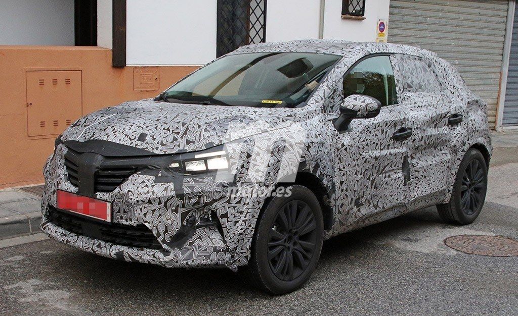 El nuevo Renault Captur 2020 cazado a plena luz del día