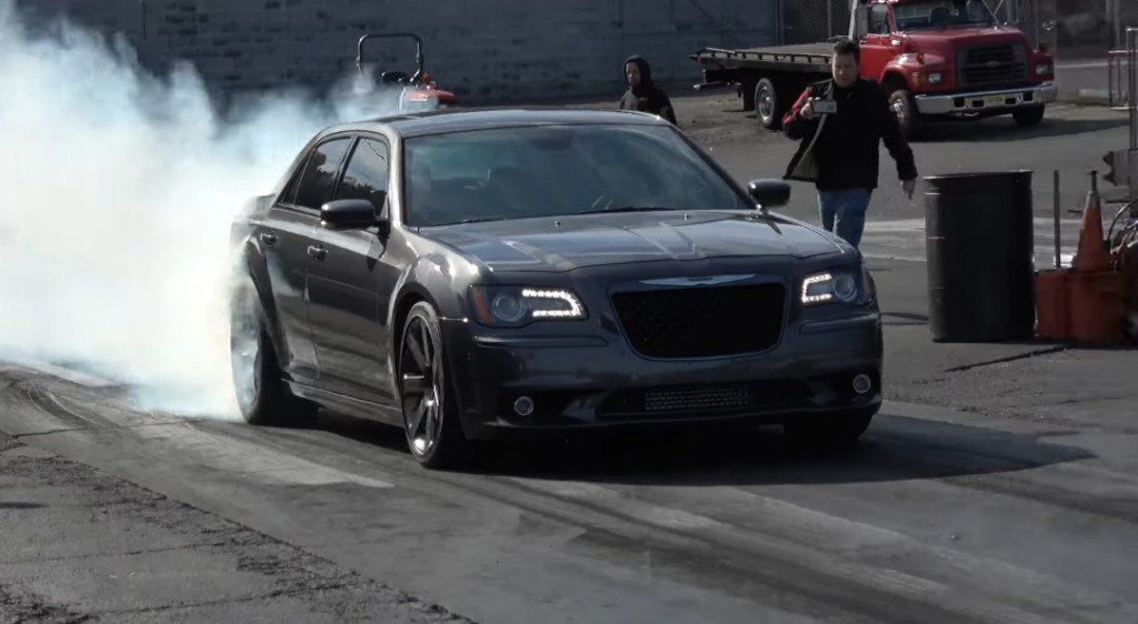 Este es el Chrysler 300 Hellcat Twin Turbo que FCA no quiso fabricar