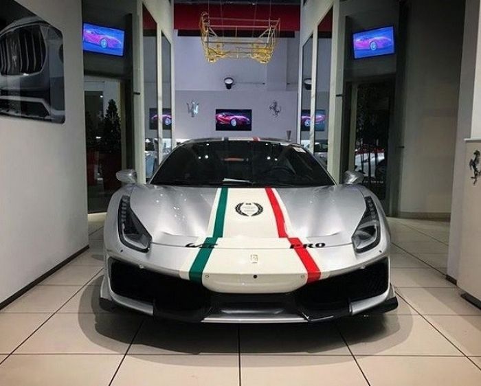 Así luce el exclusivo Ferrari 488 Pista ‘Piloti Ferrari’ en vivo