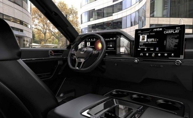 Atlis XT - interior