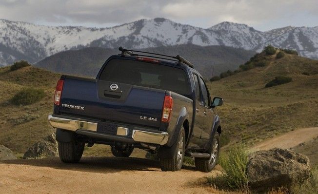 Nissan Frontier - posterior