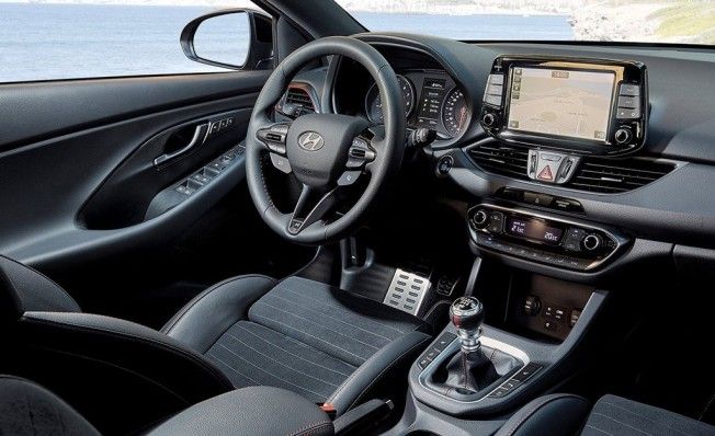 Hyundai i30 Fastback N - interior