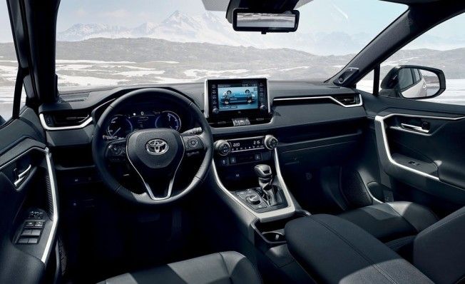 Toyota RAV4 Hybrid 2019 - interior