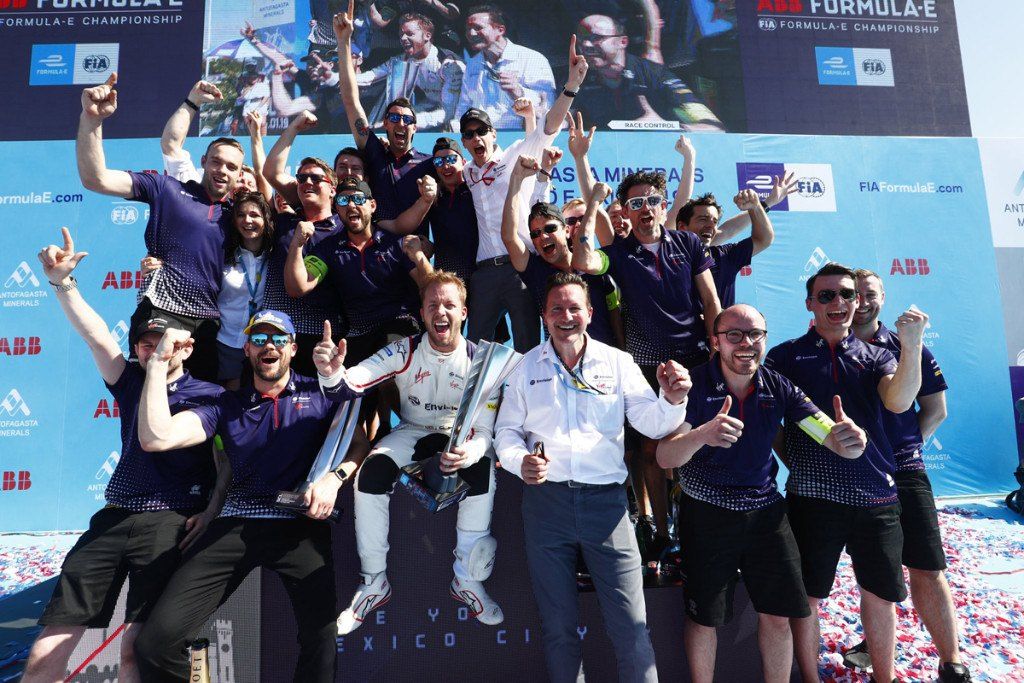 Sam Bird lidera la Fórmula E tras el ePrix de Santiago