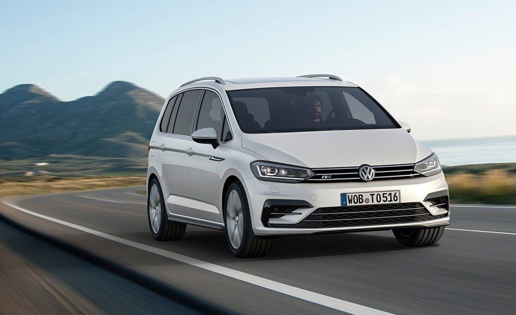 El veterano Volkswagen Touran enriquece su gama con nuevas mecánicas