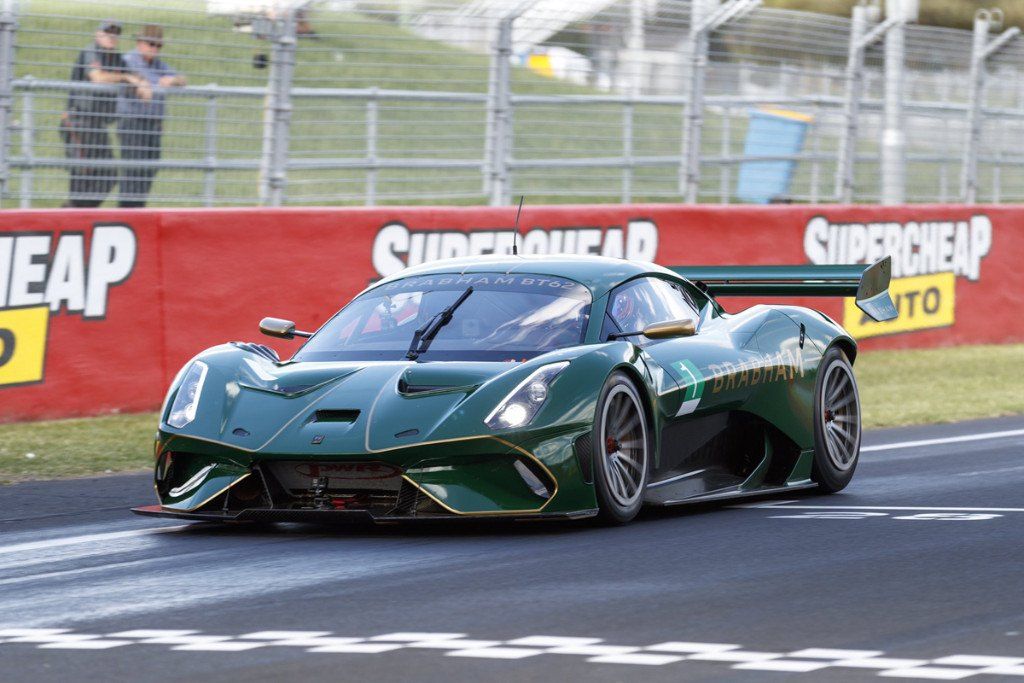 El espléndido Brabham BT62 logra el récord de Bathurst