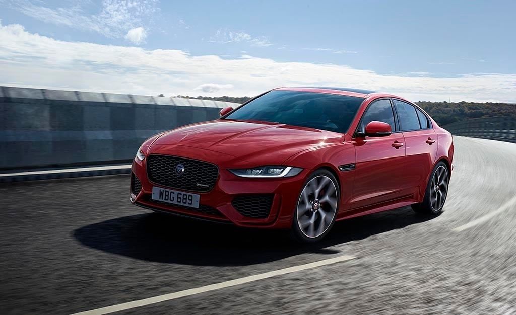 Jaguar XE 2019, nueva imagen y más tecnología para la berlina británica