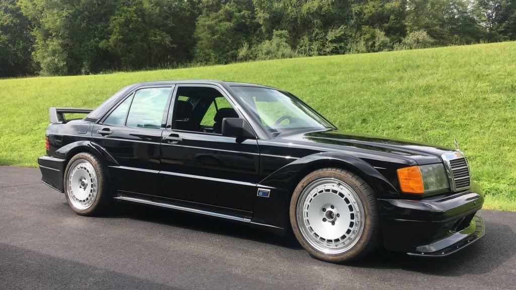 El clásico perfecto: Mercedes-AMG C63 con la carrocería del 190E 2.5 16v EVO II