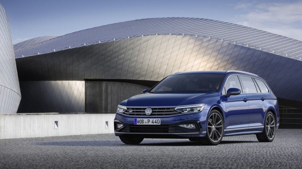 Volkswagen ofrecerá tres equipamientos, incluido el R-Line, en el nuevo Passat 2019