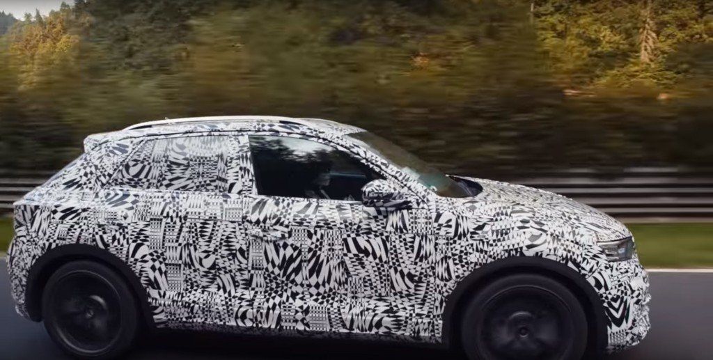 El nuevo Volkswagen T-ROC R avanza su debut mundial con un teaser en Nürburgring