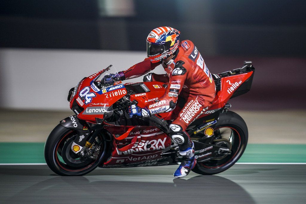 Dovizioso puede con Márquez para ganar el GP de Qatar de MotoGP