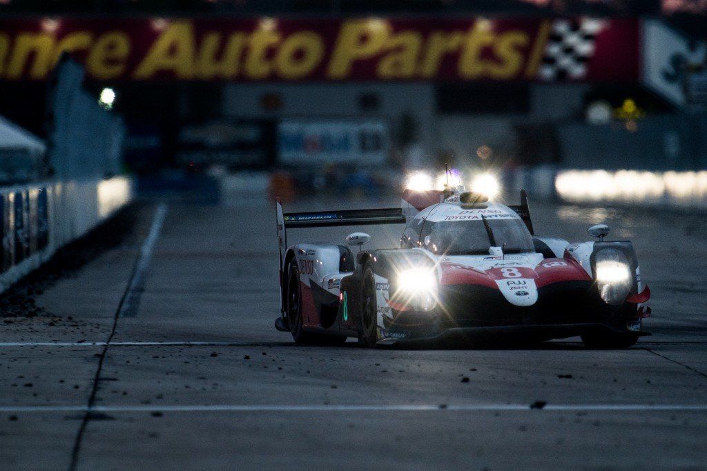 El Toyota #8 de Alonso, Buemi y Nakajima gana unas 1.000 millas de Sebring de infarto