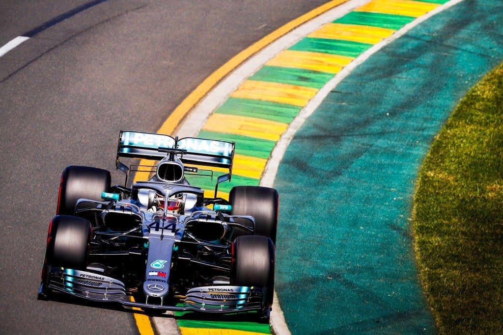 Hamilton consuma su octava pole en Melbourne