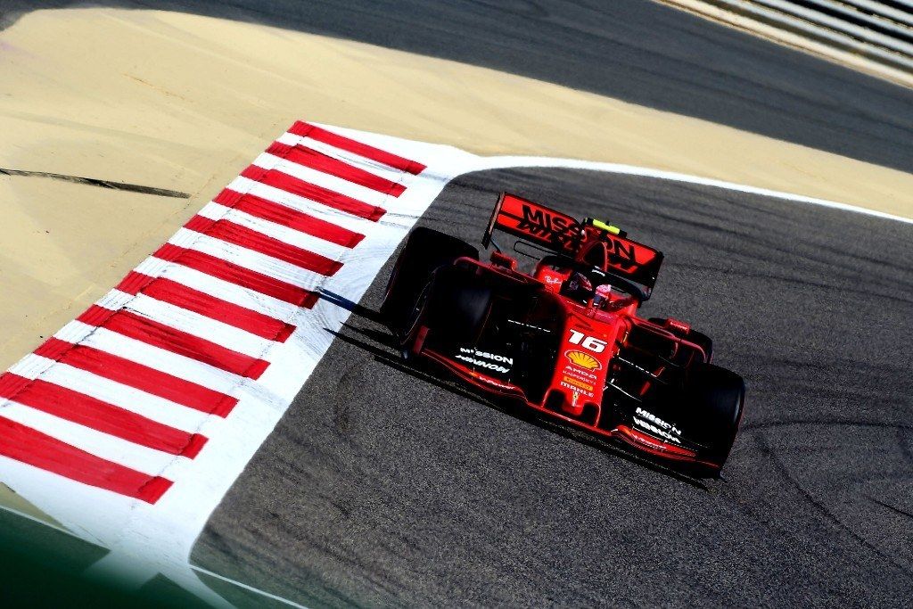 Charles Leclerc logra la primera pole de su carrera deportiva