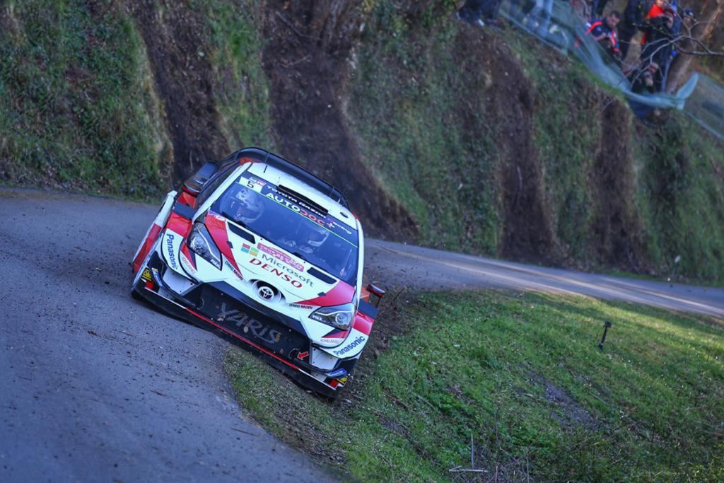 Kris Meeke manda en el shakedown del Tour de Corse