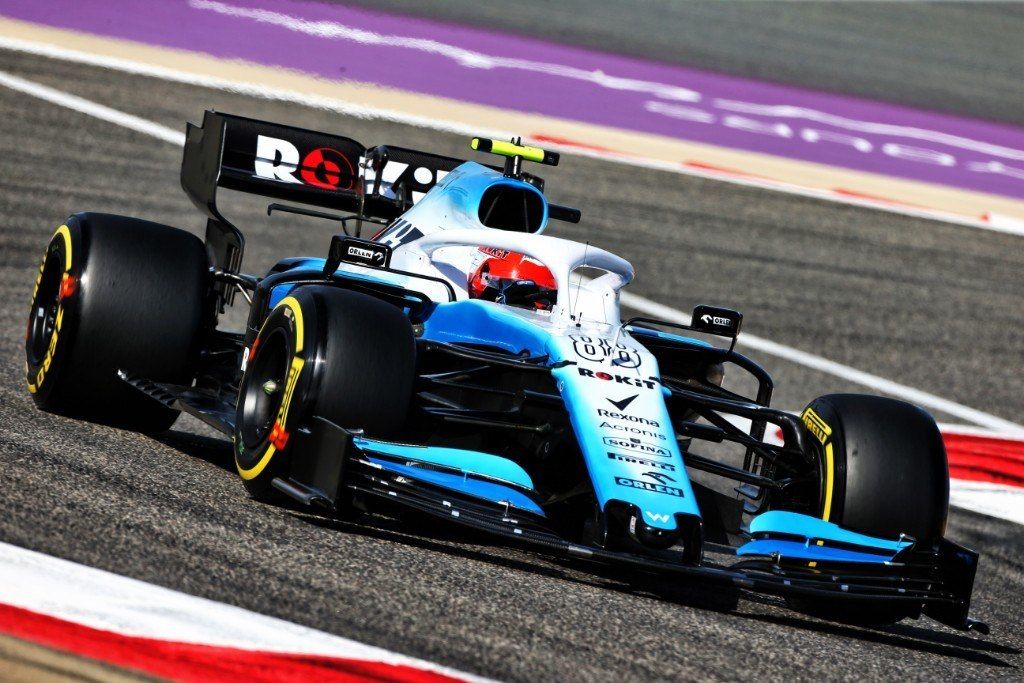 Kubica afirma que su Williams se comporta de manera muy distinta al de Russell