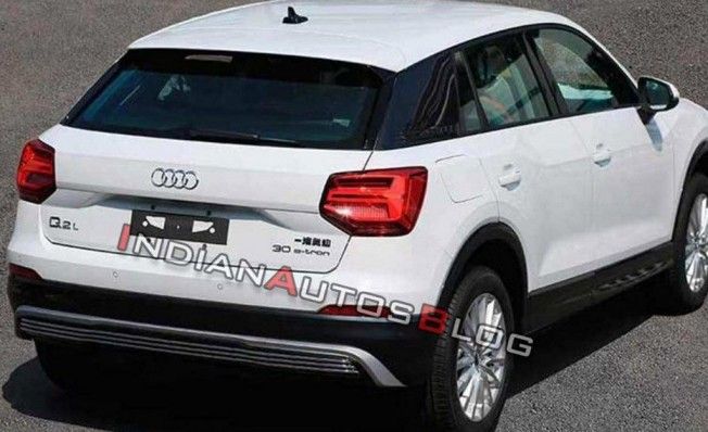 Audi Q2 L e-tron - foto espía posterior