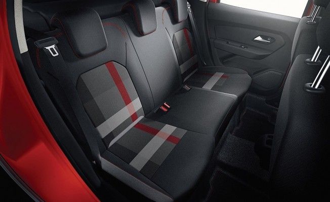 Dacia Duster X Plore - interior