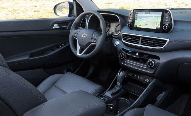 Hyundai Tucson - interior