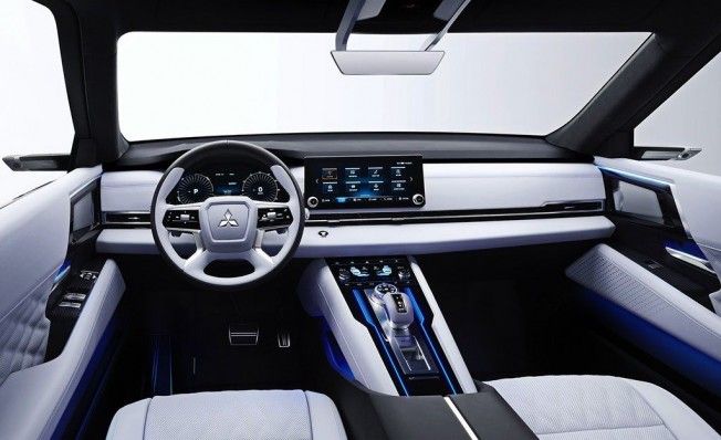 Mitsubishi Engelberg Tourer Concept - interior